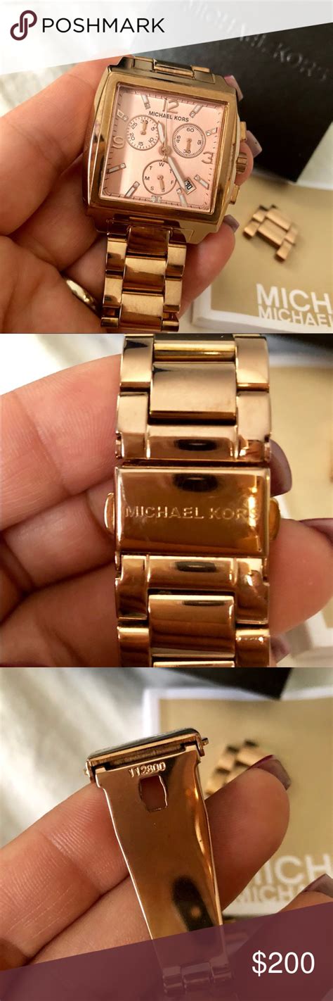 Michael Kors Watch 112800 for sale .